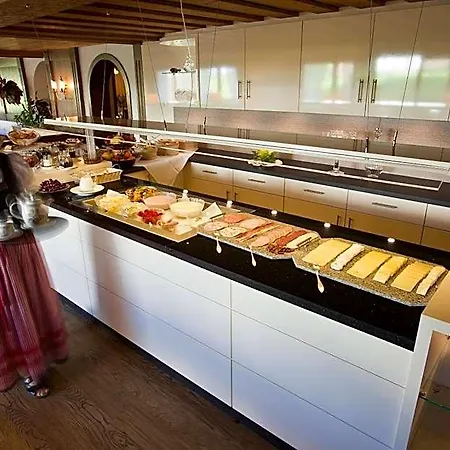 Gemma - Adults Only Hotell 4*